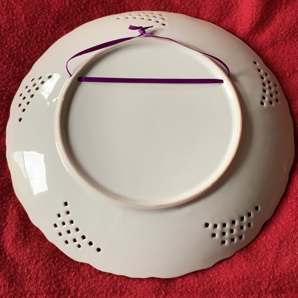 Fine China Plate - Picture 2 of 3